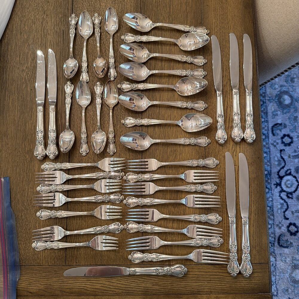 1847 Rogers Bros Heritage Silverplated Flatware – 39 Pc Set – Monogram G